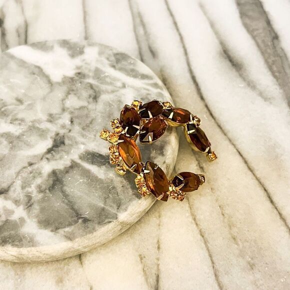 Vintage Topaz Crystal Brooch Gold Toned Pin Prong Set Rhinestone Facet Unsigned - Picture 3 of 5